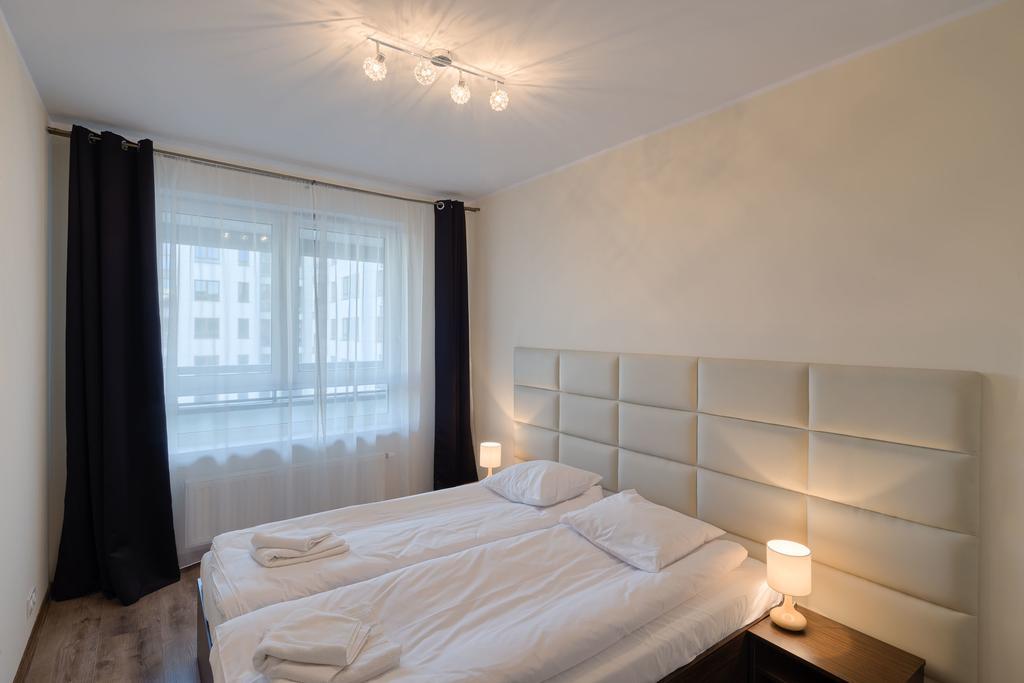 City Aparthotel Ochota ワルシャワ 部屋 写真