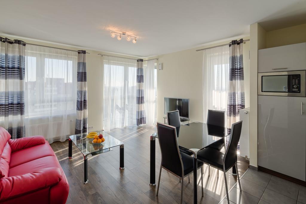 City Aparthotel Ochota ワルシャワ 部屋 写真