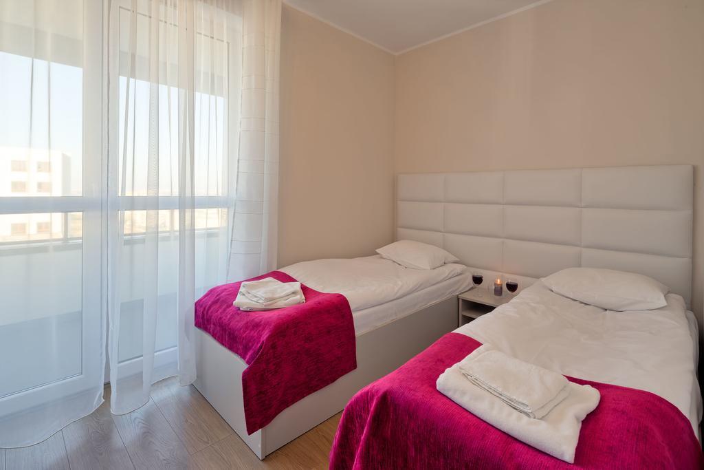 City Aparthotel Ochota ワルシャワ 部屋 写真