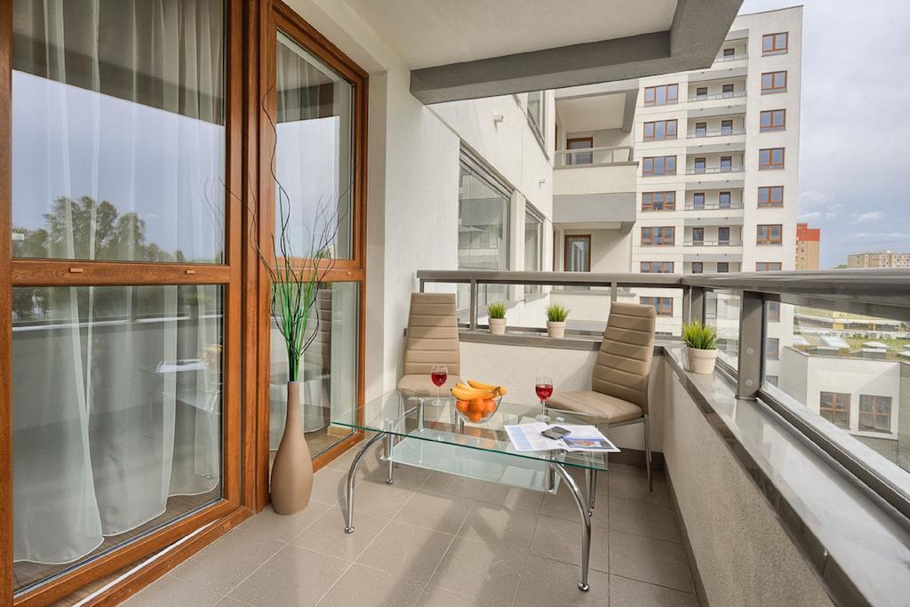 City Aparthotel Ochota ワルシャワ エクステリア 写真