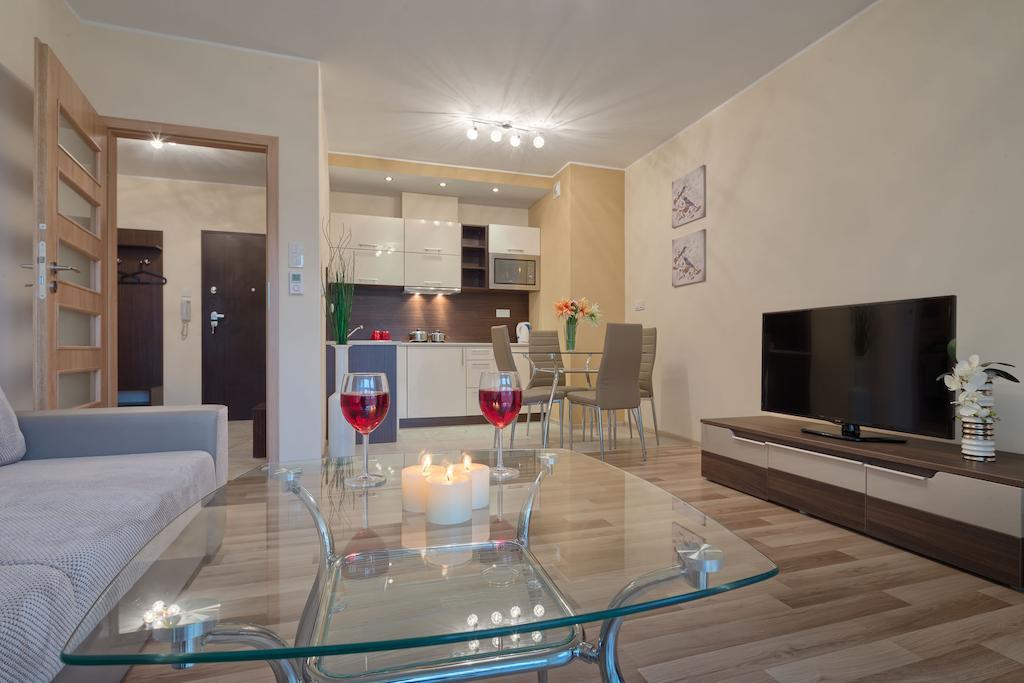 City Aparthotel Ochota ワルシャワ 部屋 写真